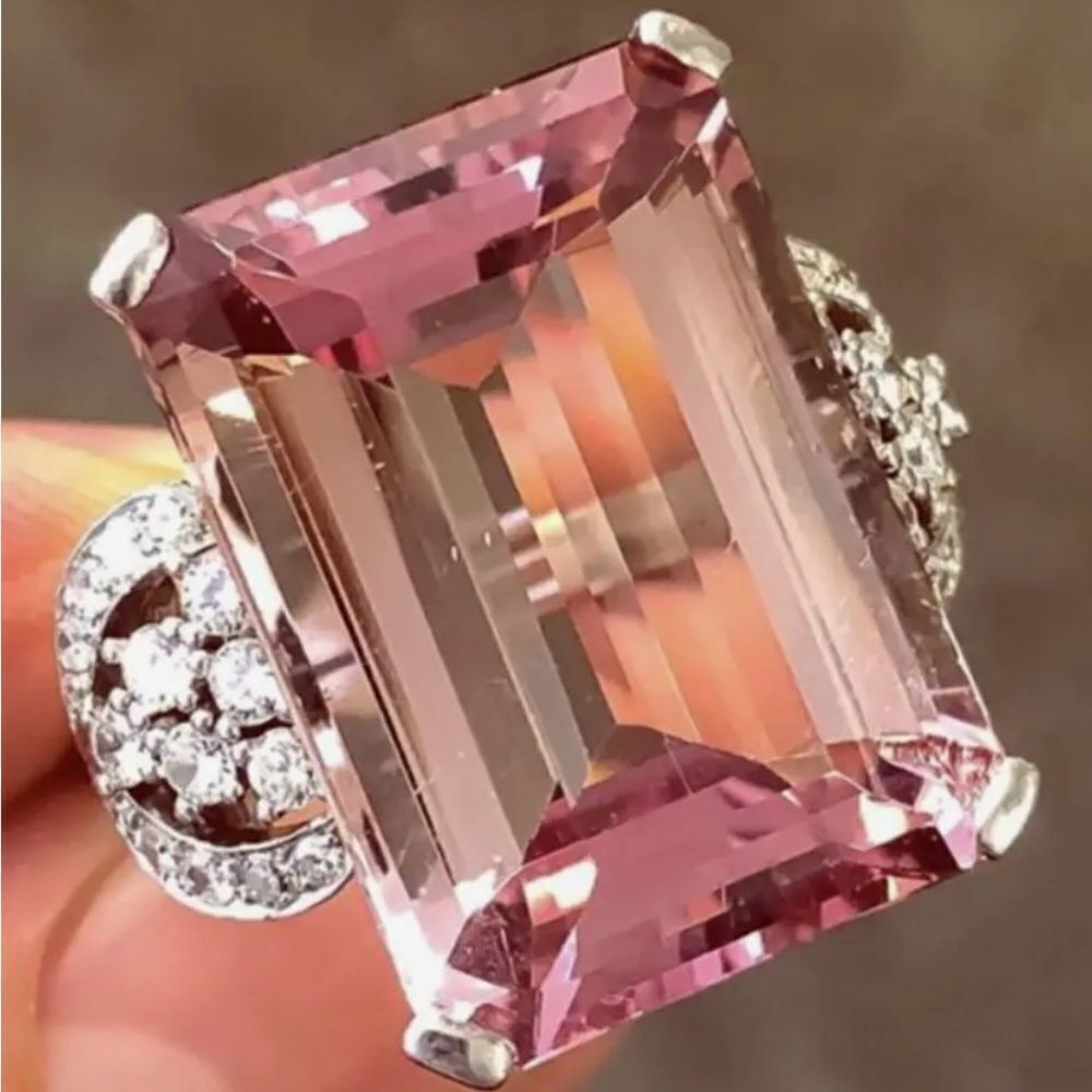 🩷 NEW stunning square pink 5 carat crystal & silver ring 🩷
